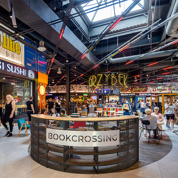 strefa bookcrossingu na foodporcie w centrum galaxy
