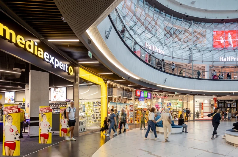 sklepy i najemcy w centrum galaxy