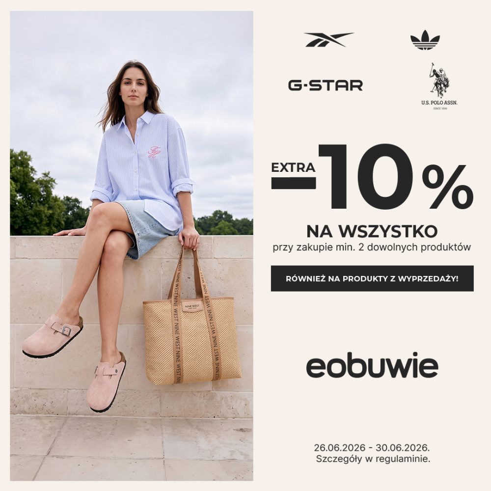 Grafika reklamowa sklepu eobuwie prezentuje kobietę w jasnej koszuli i zamszowych klapkach, siedzącą na murku z beżową torbą marki Nine West. Obok zdjęcia umieszczono informację o dodatkowej zniżce 10% na wszystko przy zakupie minimum dwóch produktów, obowiązującej również na rzeczy z wyprzedaży.