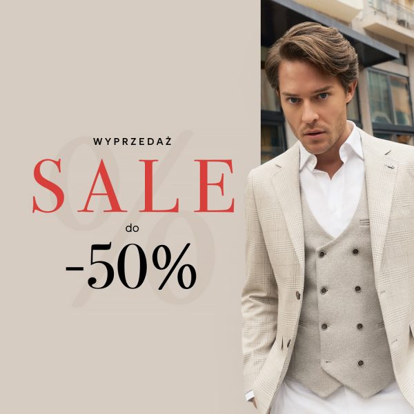 Grafika reklamowa marki Lancerto informuje o wyprzedaży pod hasłem „SALE do -50%”. Po prawej stronie zaprezentowano elegancko ubranego mężczyznę w jasnym garniturze w delikatną kratę, z dwurzędową kamizelką i rozpiętą pod szyją białą koszulą.