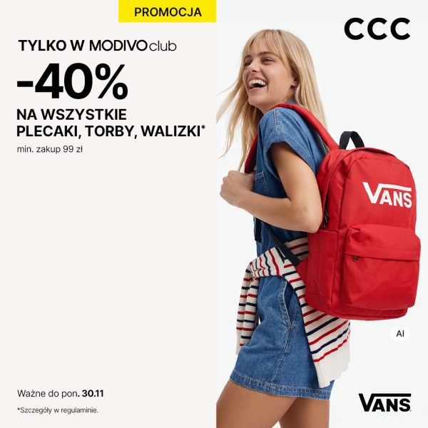 Plakat promocyjny CCC na jasnym tle. Po prawej stronie widnieje uśmiechnięta modelka w jeansowym kombinezonie trzymająca czerwony plecak Vans. Po lewej stronie żółty pasek PROMOCJA oraz duży czarny napis TYLKO W MODIVOclub -40% NA WSZYSTKIE PLECAKI, TORBY, WALIZKI min. zakup 99 zł. W narożnikach logo CCC, logo Vans oraz data ważności promocji.